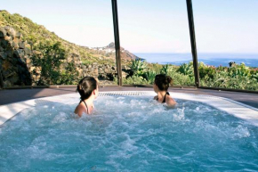 Dammusi Sciuvechi Resort, Pantelleria
